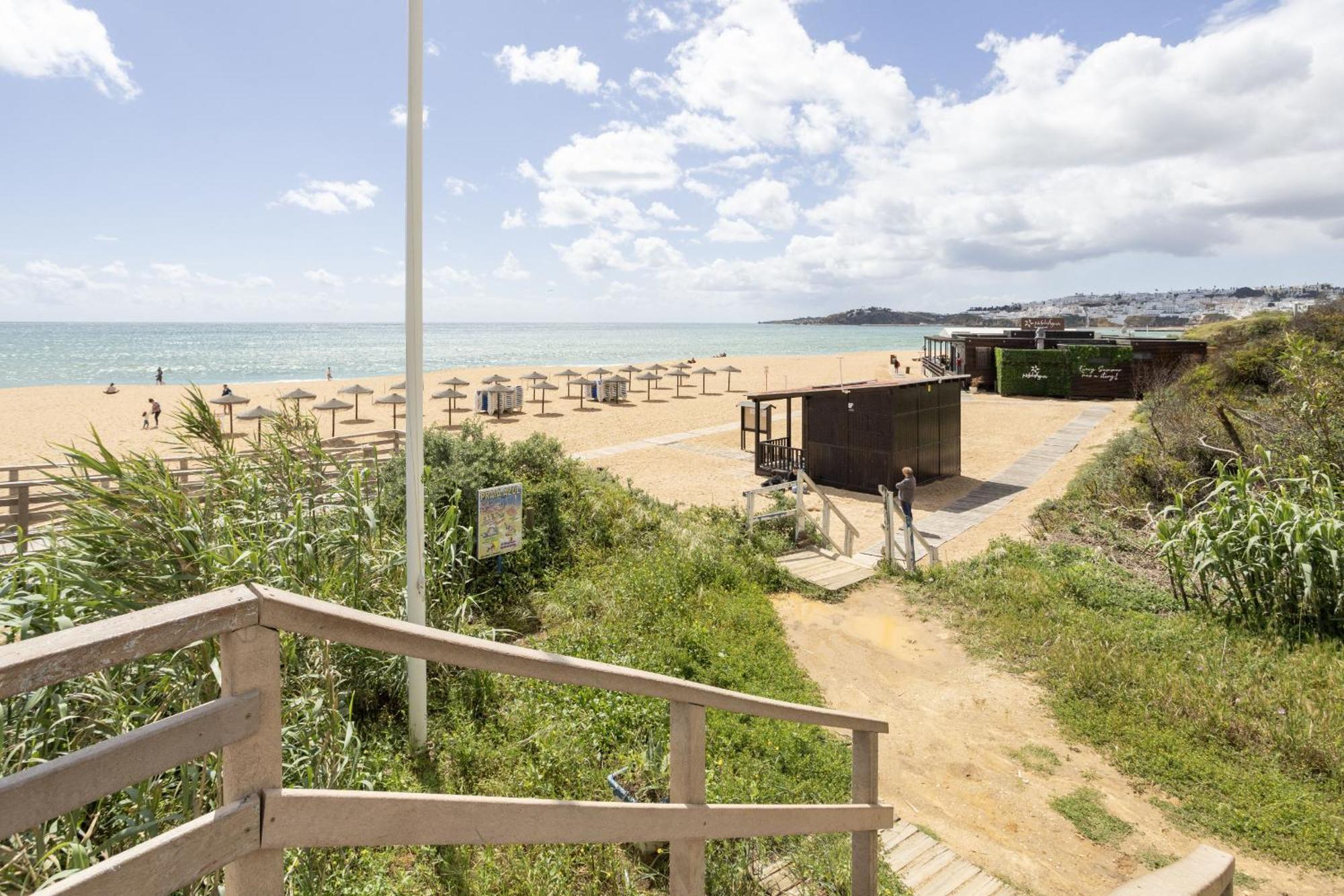 Hopstays Casa De Zanao 2 - Forte De S Joao Beach - アルブフェイラ エクステリア 写真